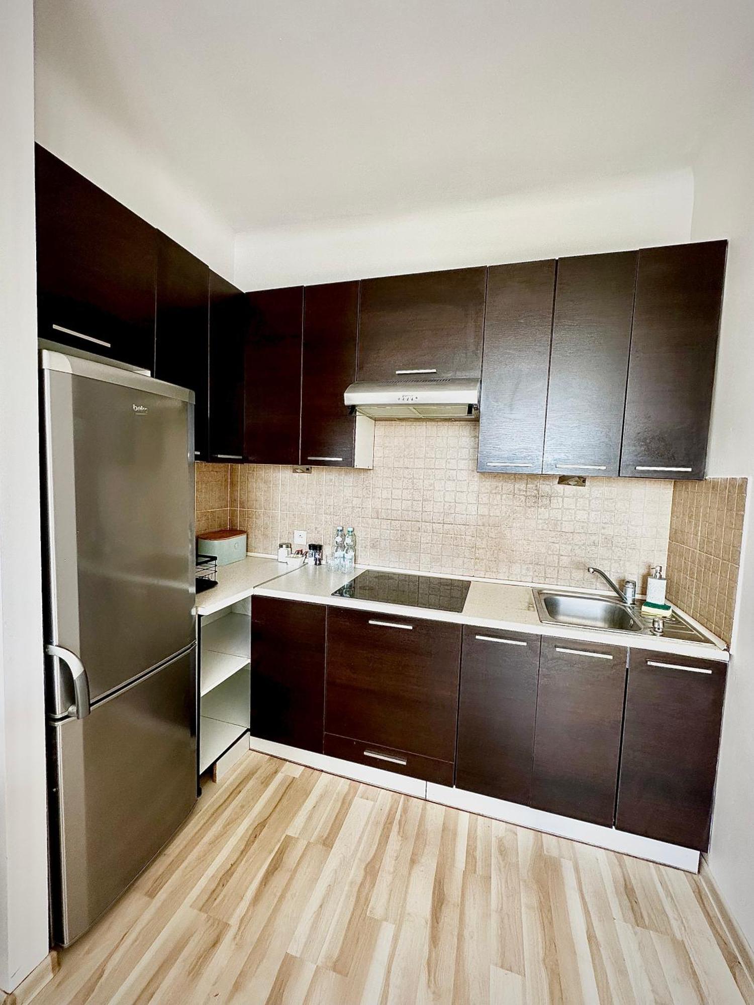 Apartament Blisko Centrum Daire Varşova Dış mekan fotoğraf