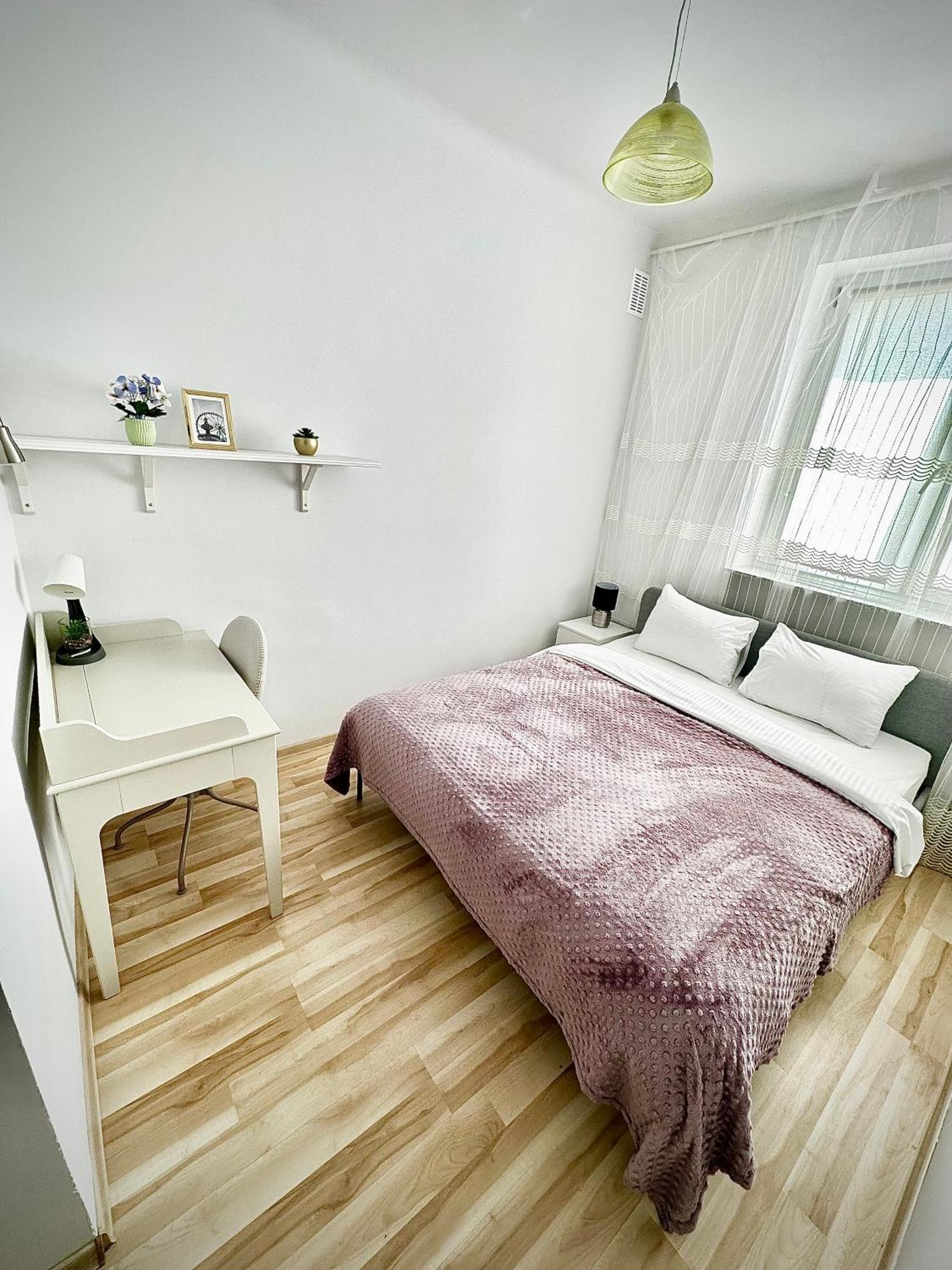 Apartament Blisko Centrum Daire Varşova Dış mekan fotoğraf